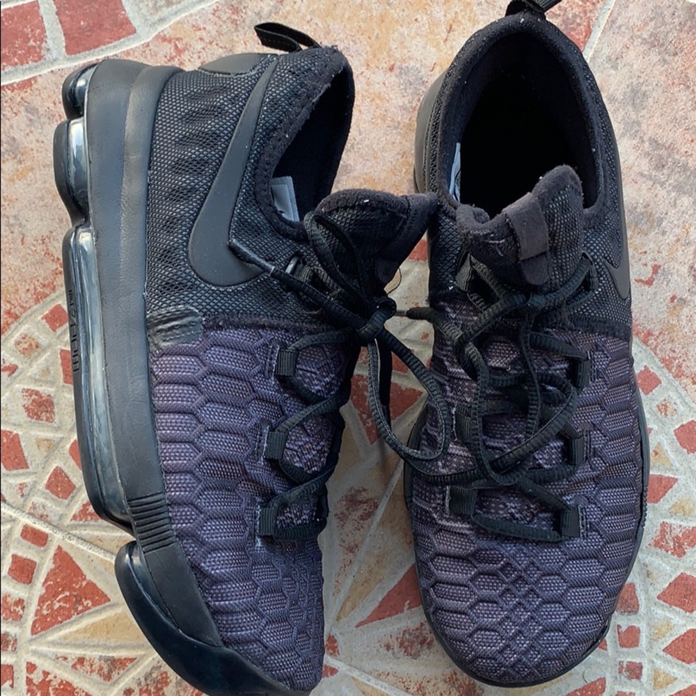 Nike KD Basketball Shoes 6.5 Youth Size